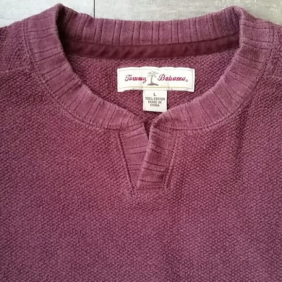 Tommy Bahama Men's Split V Neck Pullover Sweater - Picture 2 of 4